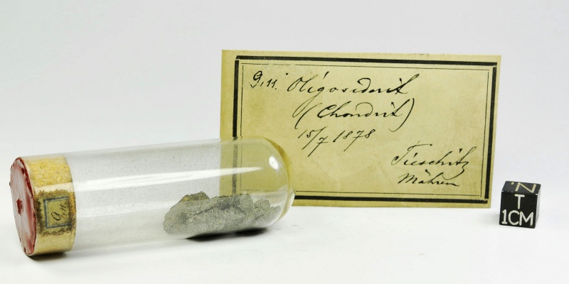 Plik:Tieschitz (Tomasz Jakubowski Meteorites Collection).jpg