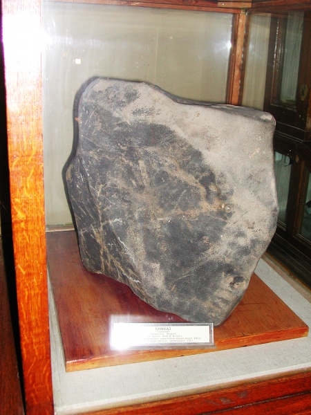 Plik:Kainsaz (Fersman Moskwa)-2004.jpg