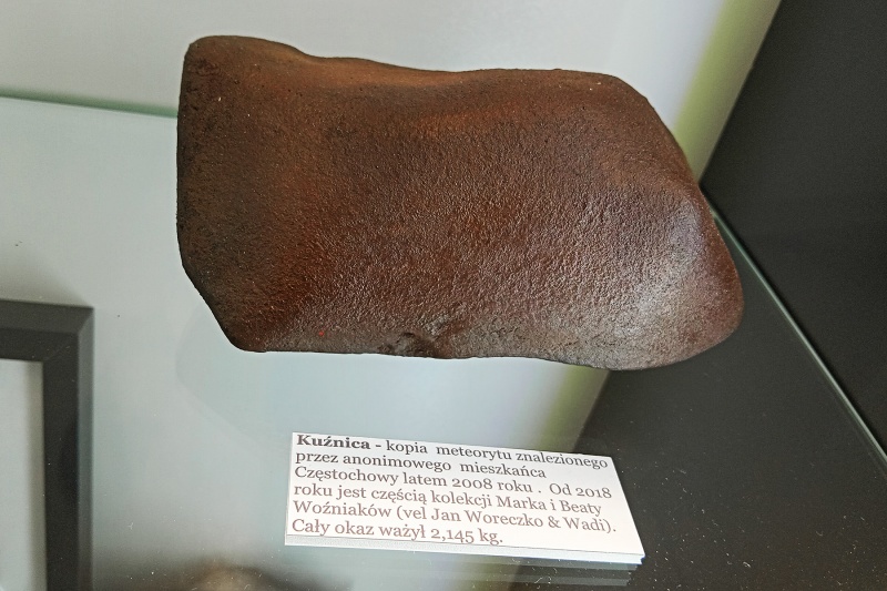 Plik:Kuźnica (cast-Święta Katarzyna).jpg
