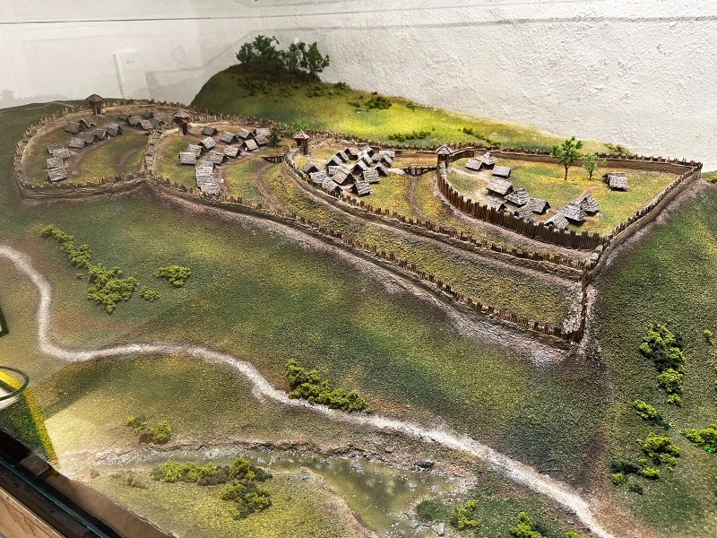 Plik:Wietrzno-Bobrka (muzeum)-SzK2.jpg