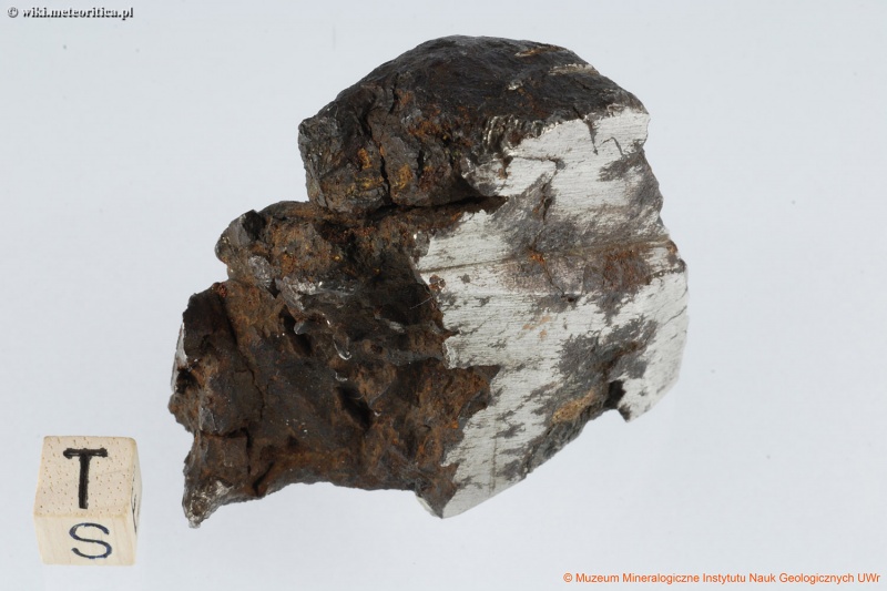 Plik:Schwiebus (Muzeum Mineralogiczne UWr) 3.jpg